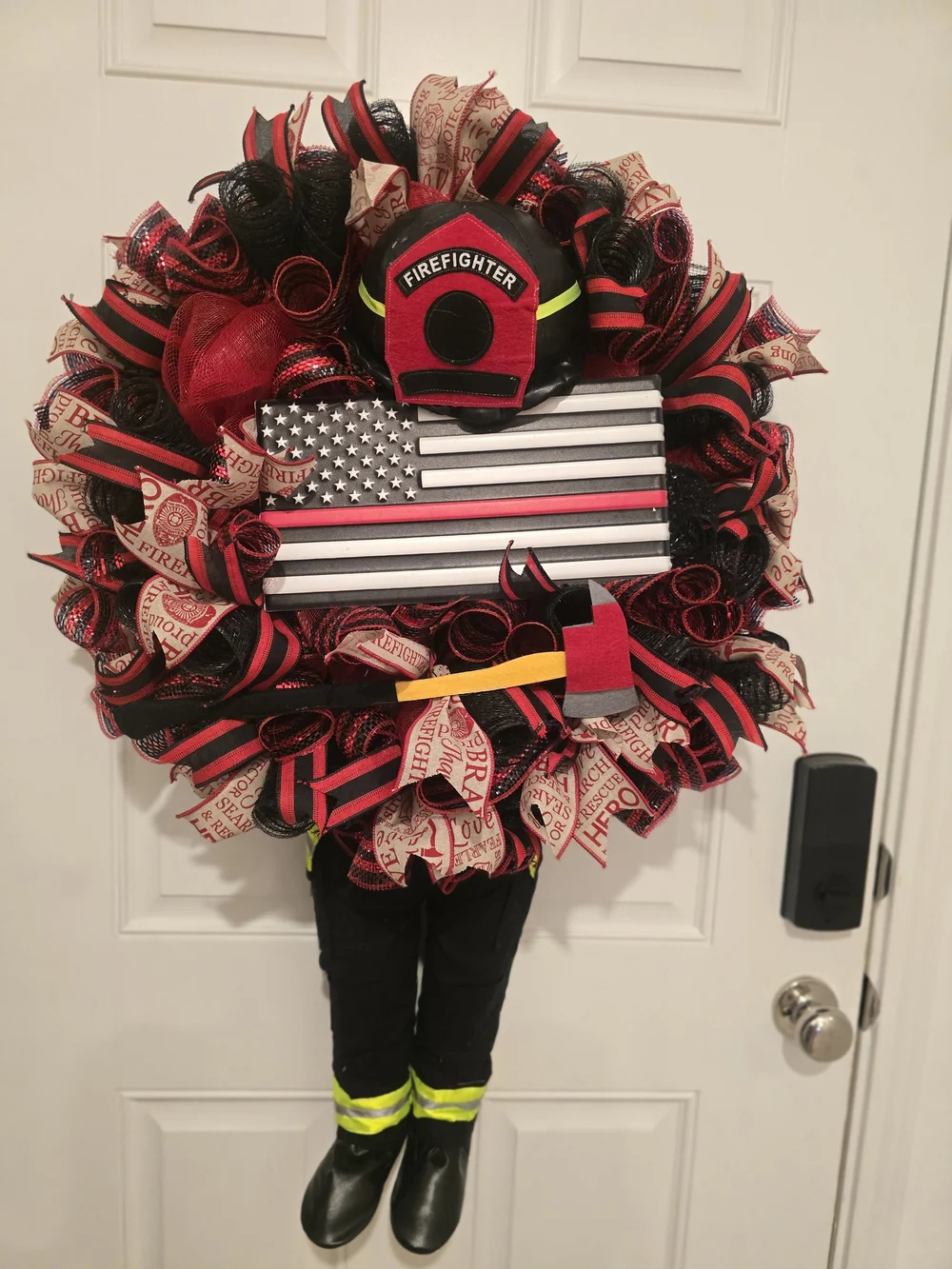 W130 – Firefighter WreathBold firefighter-themed wreath featuring